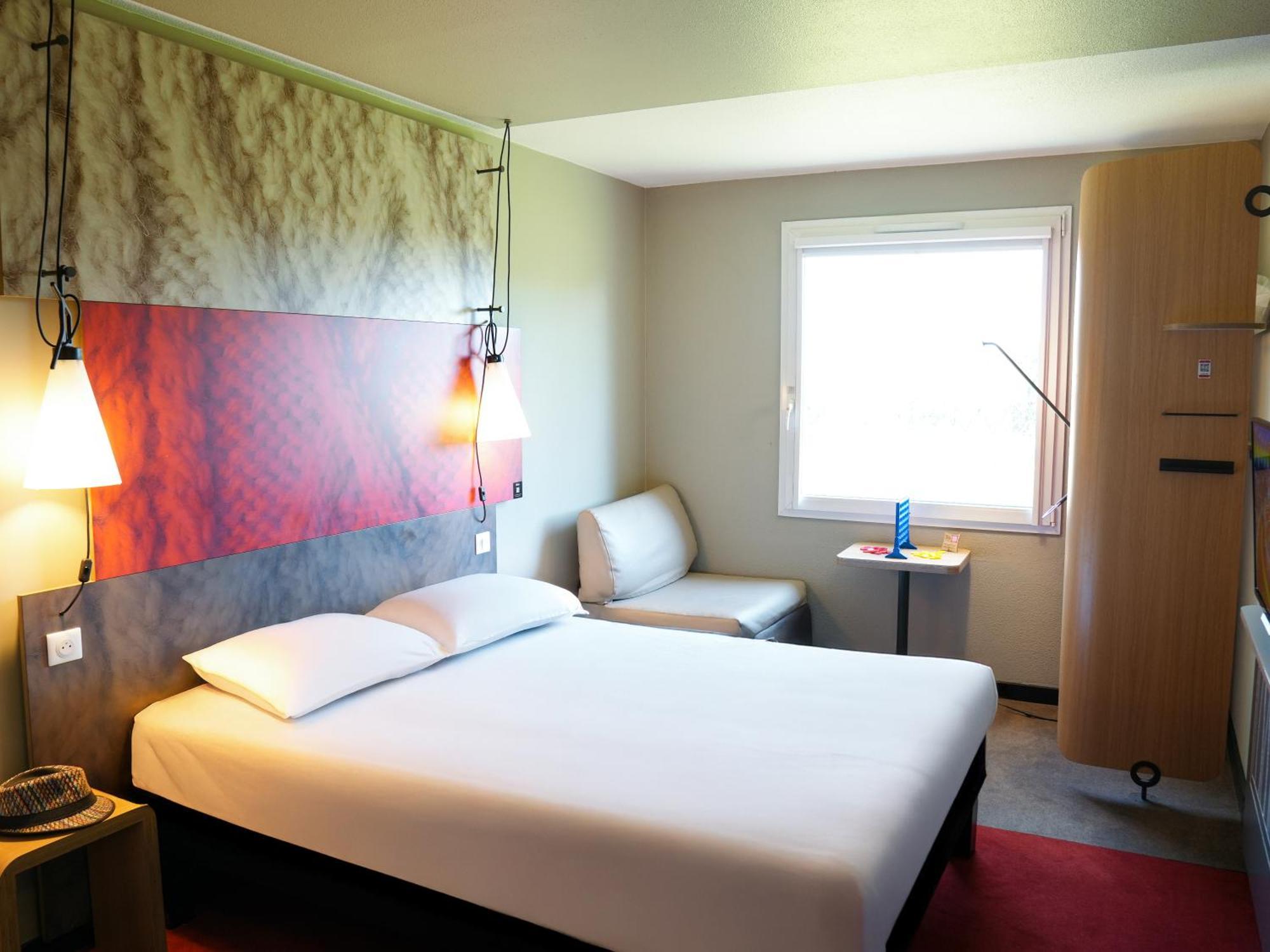 Ibis Caen Porte De Bretagne Bretteville-sur-Odon Exterior photo